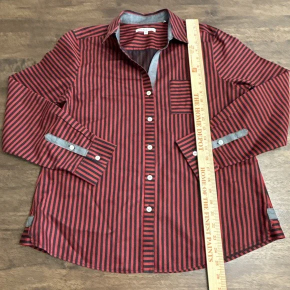 Foxcroft Top Womens 14P Red Black Striped Button Down Up Shirt Non Iron - Picture 6 of 7